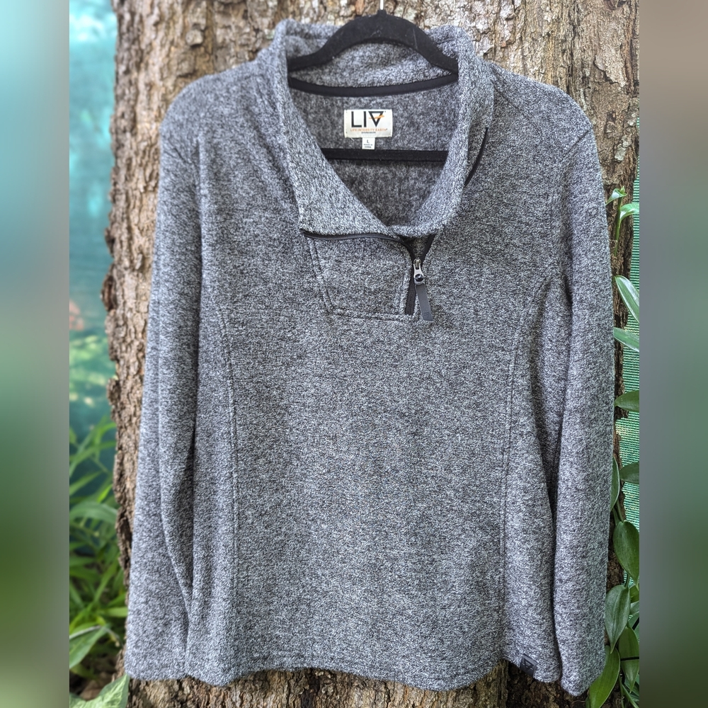 Liv | Outdoor Fleece Jacket in Gray | Size Large